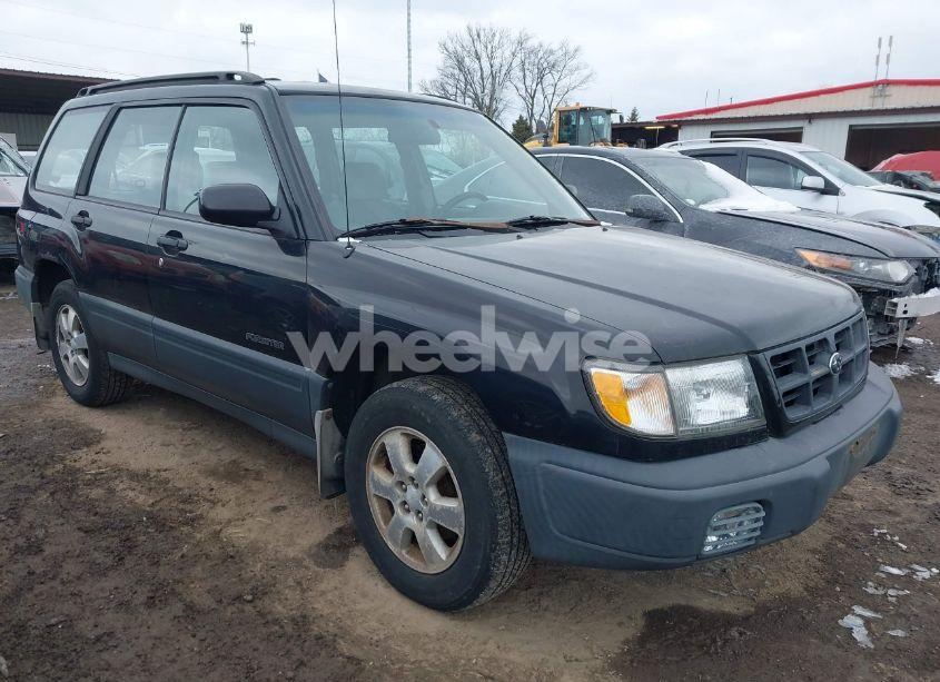 1999 Subaru Forester L (VIN JF1SF6351XH702931) main photo
