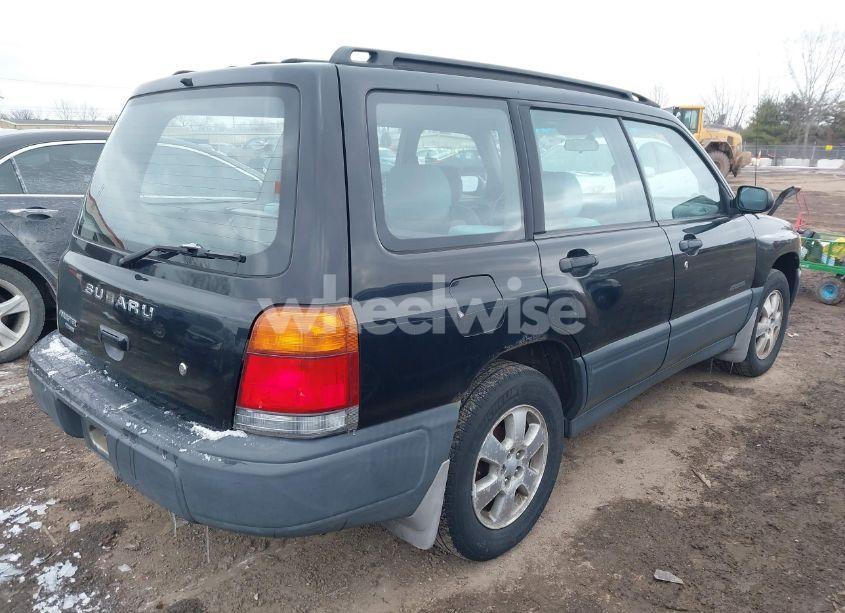 Photo 4 of 1999 Subaru Forester L (VIN JF1SF6351XH702931)