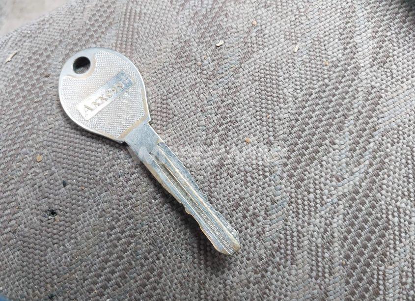 Photo 11 of 2000 Subaru Forester L (VIN JF1SF6352YG700290)