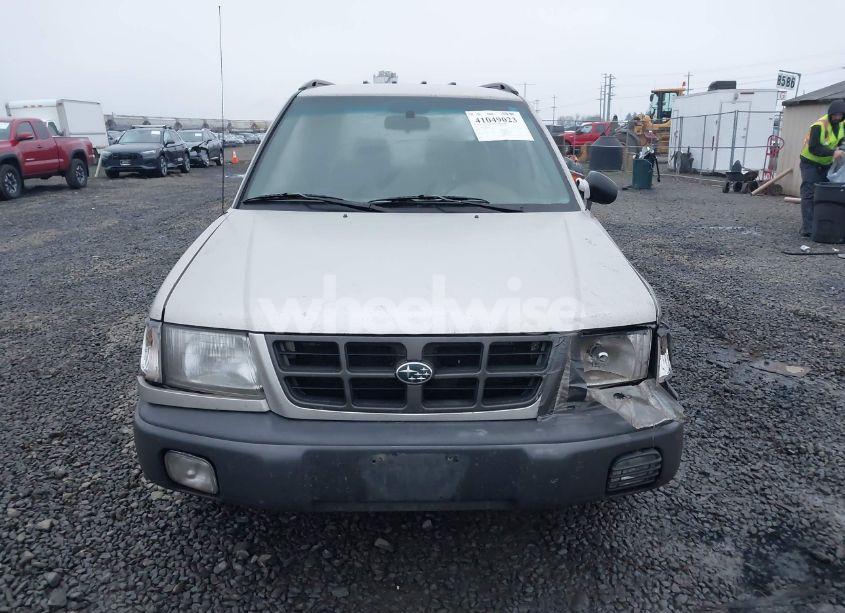 Photo 12 of 2000 Subaru Forester L (VIN JF1SF6354YH707106)