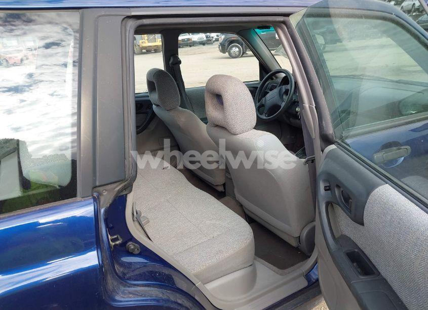 Photo 8 of 2002 Subaru Forester L (VIN JF1SF63552H718574)