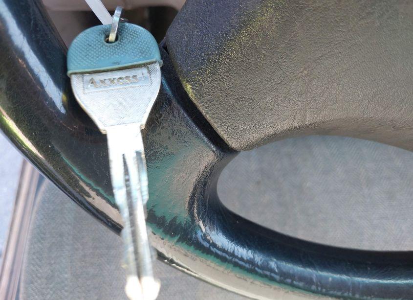 Photo 11 of 2001 Subaru Forester L (VIN JF1SF63561H757110)