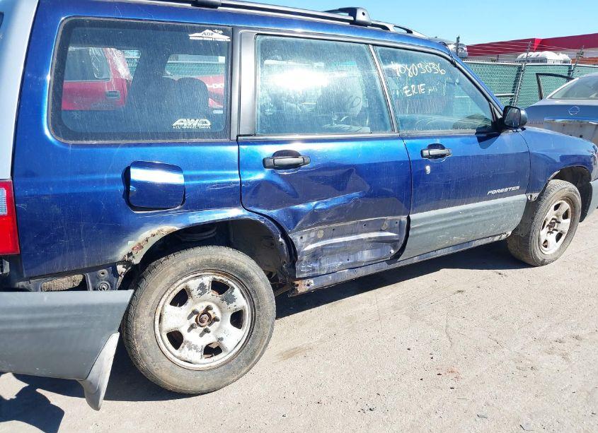 Photo 13 of 2001 Subaru Forester L (VIN JF1SF63561H757110)