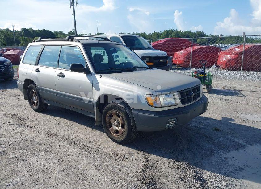 1999 Subaru Forester L (VIN JF1SF6357XH715747) main photo
