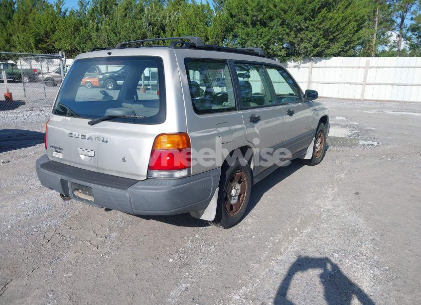 Photo 4 of 1999 Subaru Forester L (VIN JF1SF6357XH715747)