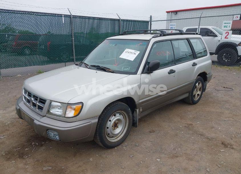 Photo 2 of 2000 Subaru Forester S (VIN JF1SF6550YH723106)