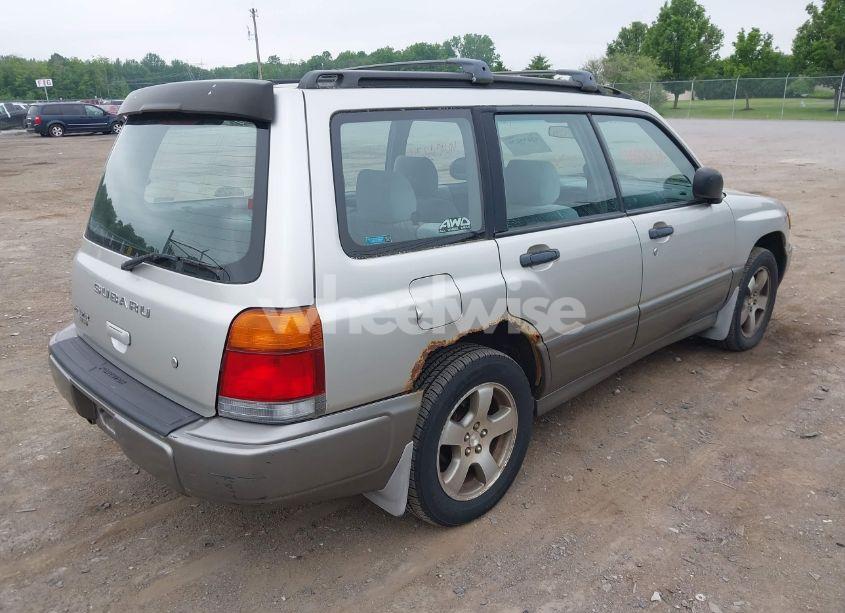 Photo 4 of 2000 Subaru Forester S (VIN JF1SF6550YH723106)