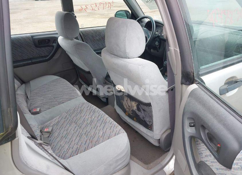 Photo 8 of 2000 Subaru Forester S (VIN JF1SF6550YH723106)