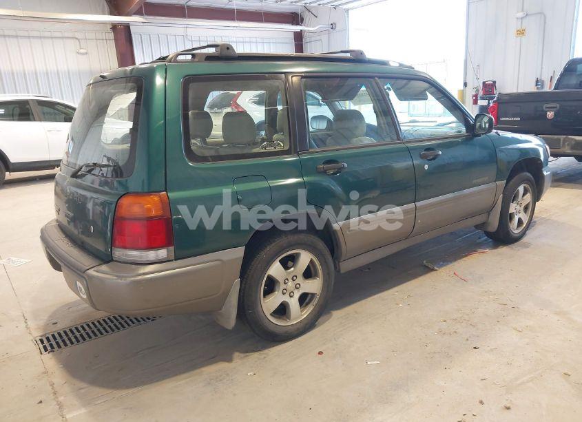 Photo 4 of 1998 Subaru Forester S (VIN JF1SF6553WH783703)
