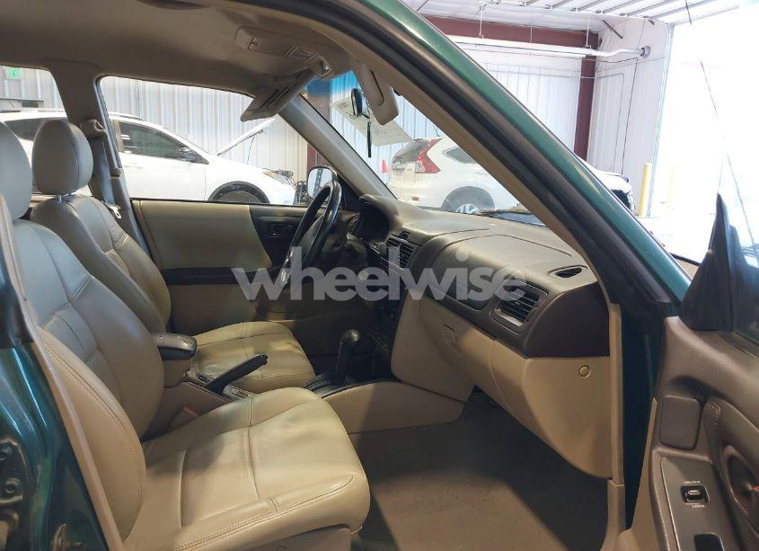 Photo 5 of 1998 Subaru Forester S (VIN JF1SF6553WH783703)