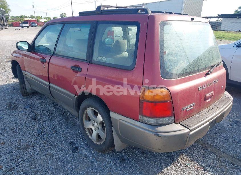 Photo 3 of 1999 Subaru Forester S (VIN JF1SF6553XH739105)