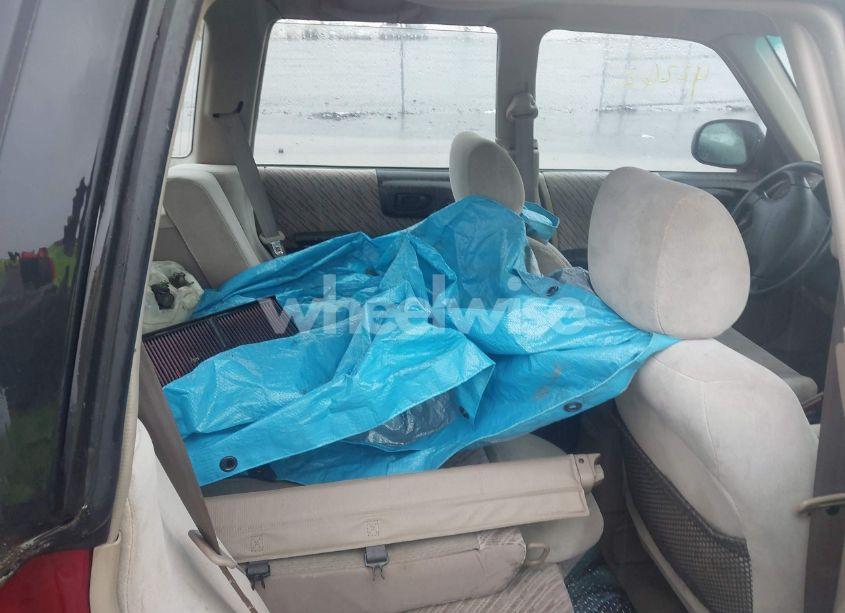 Photo 8 of 2000 Subaru Forester S (VIN JF1SF6557YG702484)