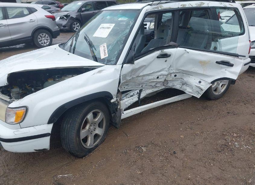Photo 6 of 2001 Subaru Forester S (VIN JF1SF65671H745795)