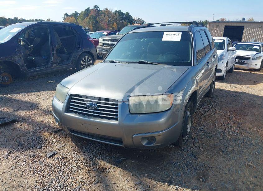Photo 2 of 2007 Subaru Forester 2.5X (VIN JF1SG63607H747137)
