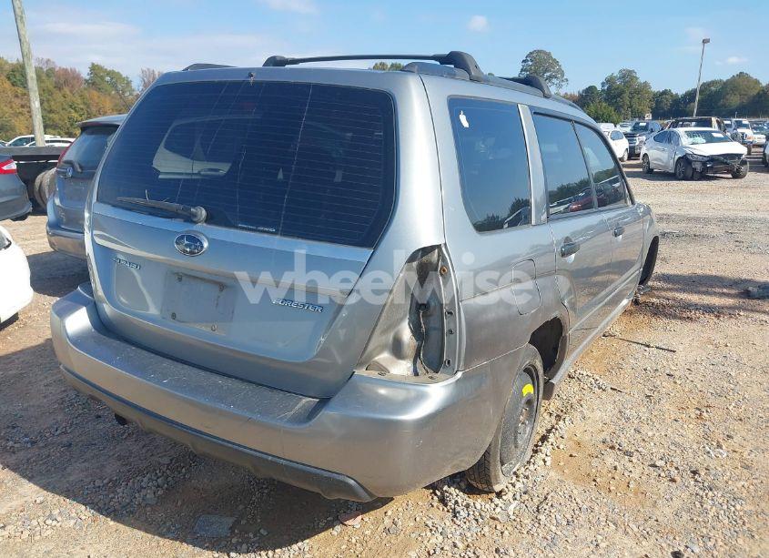 Photo 4 of 2007 Subaru Forester 2.5X (VIN JF1SG63607H747137)