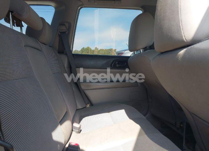 Photo 8 of 2007 Subaru Forester 2.5X (VIN JF1SG63607H747137)