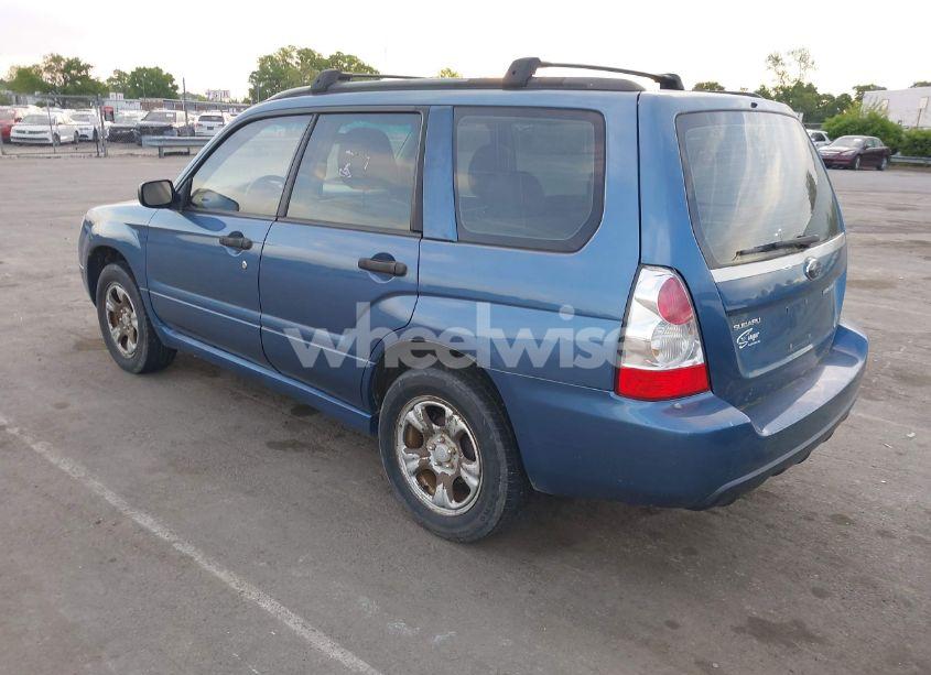 Photo 3 of 2007 Subaru Forester 2.5X (VIN JF1SG63617G722723)