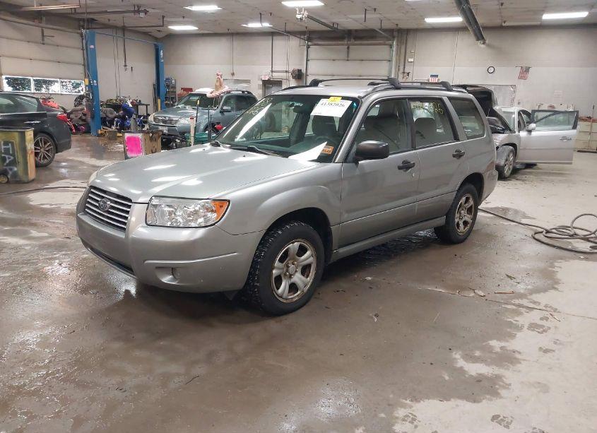 Photo 2 of 2007 Subaru Forester 2.5X (VIN JF1SG63627H740173)
