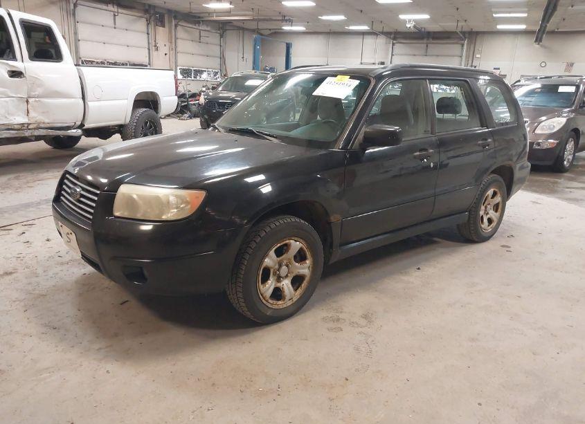 Photo 2 of 2007 Subaru Forester 2.5X (VIN JF1SG63637H715105)