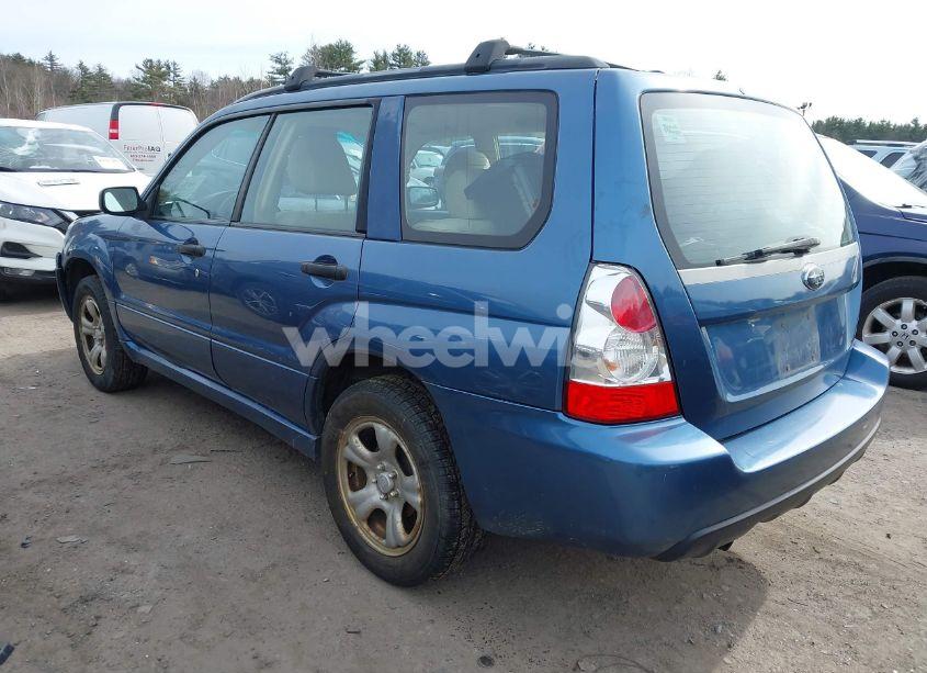 Photo 3 of 2007 Subaru Forester 2.5X (VIN JF1SG63637H729070)
