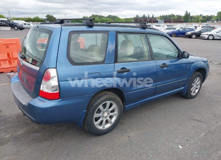 Photo 4 of 2007 Subaru Forester 2.5X (VIN JF1SG63657G743039)