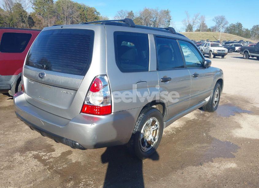 Photo 4 of 2007 Subaru Forester 2.5X (VIN JF1SG63657H737946)