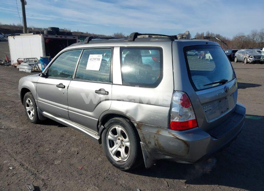 Photo 3 of 2007 Subaru Forester 2.5X (VIN JF1SG63667H727247)