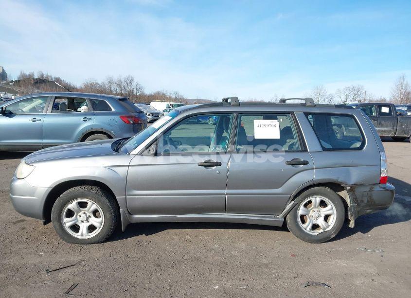Photo 6 of 2007 Subaru Forester 2.5X (VIN JF1SG63667H727247)