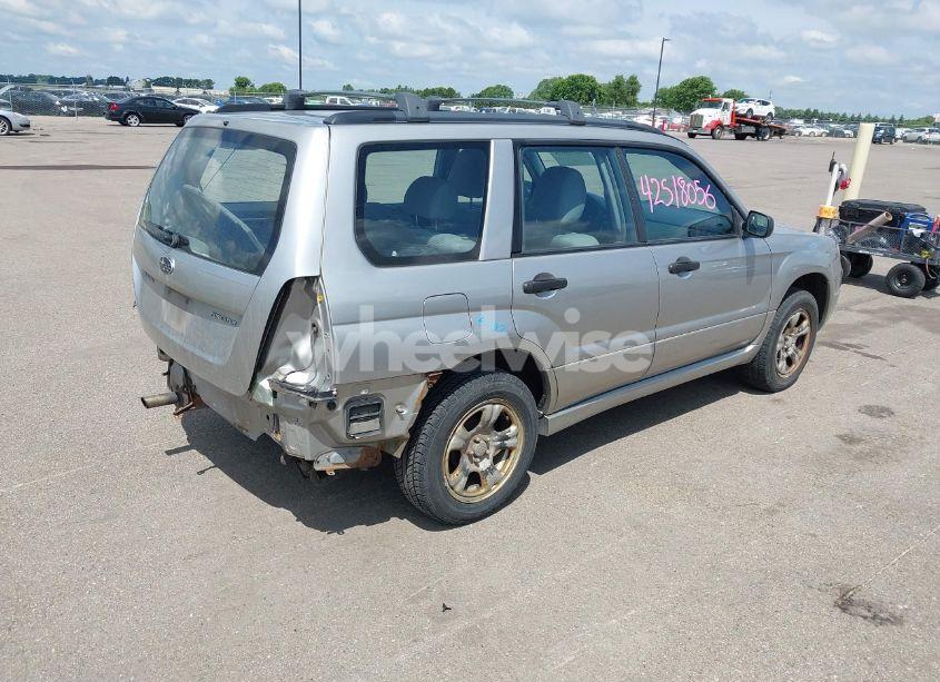 Photo 4 of 2007 Subaru Forester 2.5X (VIN JF1SG63677H701661)