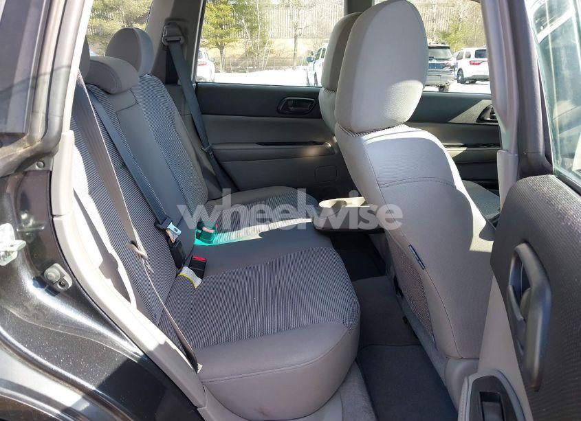 Photo 8 of 2008 Subaru Forester 2.5X (VIN JF1SG63688G727791)