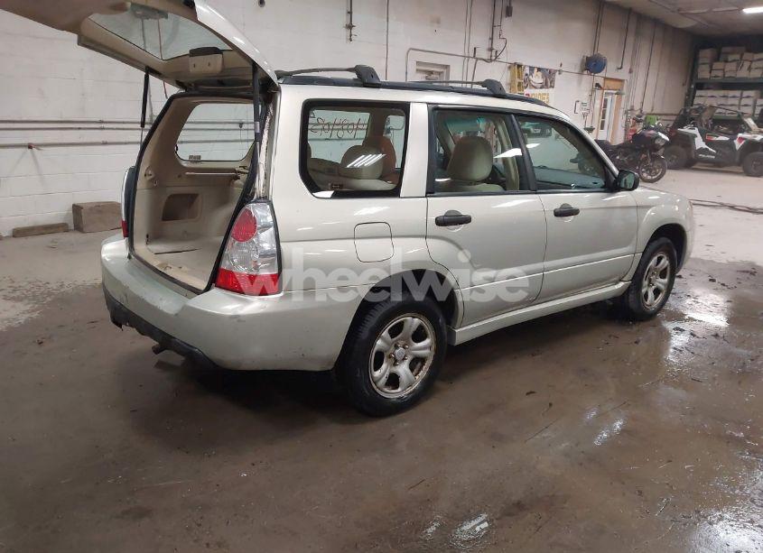 Photo 4 of 2007 Subaru Forester 2.5X (VIN JF1SG63697H734791)