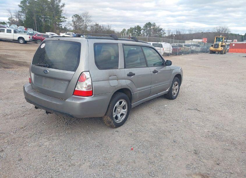 Photo 4 of 2007 Subaru Forester 2.5X (VIN JF1SG63697H744544)