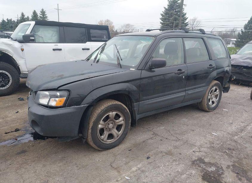 Photo 2 of 2005 Subaru Forester 2.5X (VIN JF1SG636X5H716944)