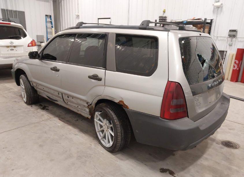 Photo 3 of 2005 Subaru Forester 2.5X (VIN JF1SG636X5H728270)