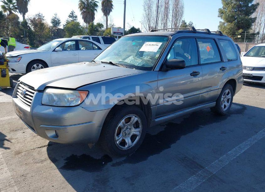 Photo 2 of 2007 Subaru Forester 2.5X (VIN JF1SG636X7H735027)
