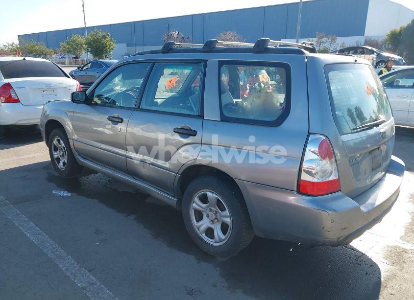 Photo 3 of 2007 Subaru Forester 2.5X (VIN JF1SG636X7H735027)