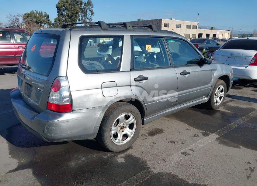 Photo 4 of 2007 Subaru Forester 2.5X (VIN JF1SG636X7H735027)
