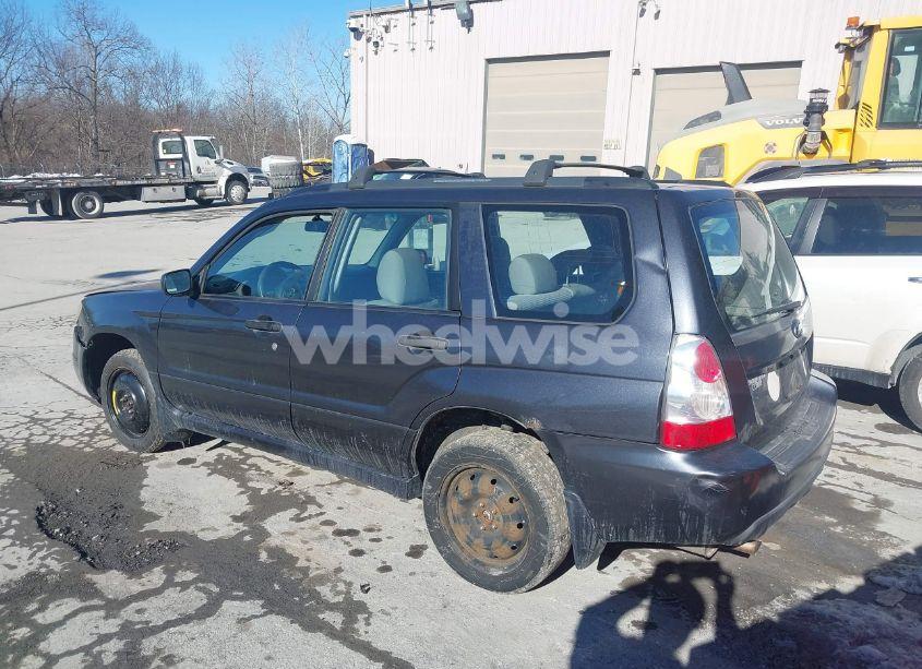 Photo 3 of 2008 Subaru Forester 2.5X (VIN JF1SG636X8H711991)