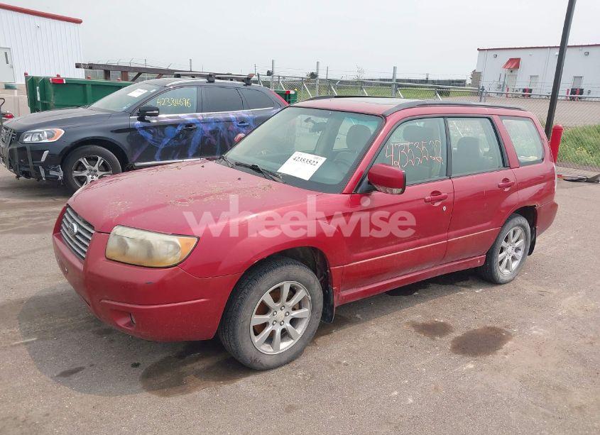 Photo 2 of 2007 Subaru Forester 2.5X (VIN JF1SG65617G701433)