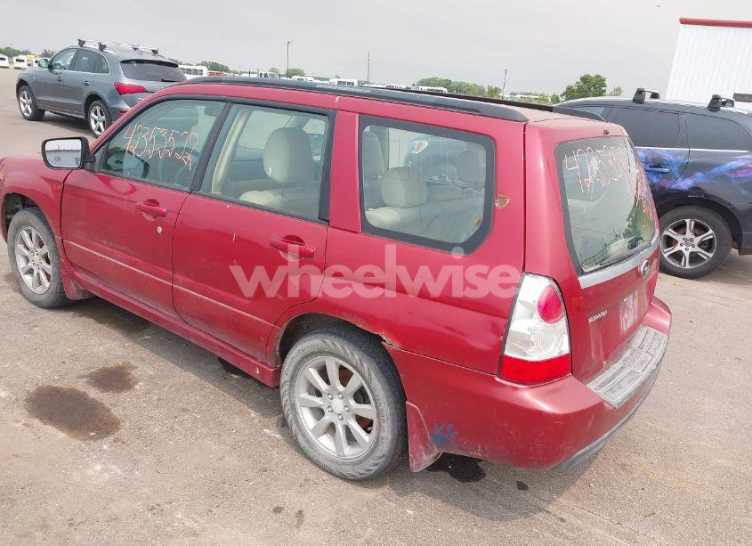 Photo 3 of 2007 Subaru Forester 2.5X (VIN JF1SG65617G701433)