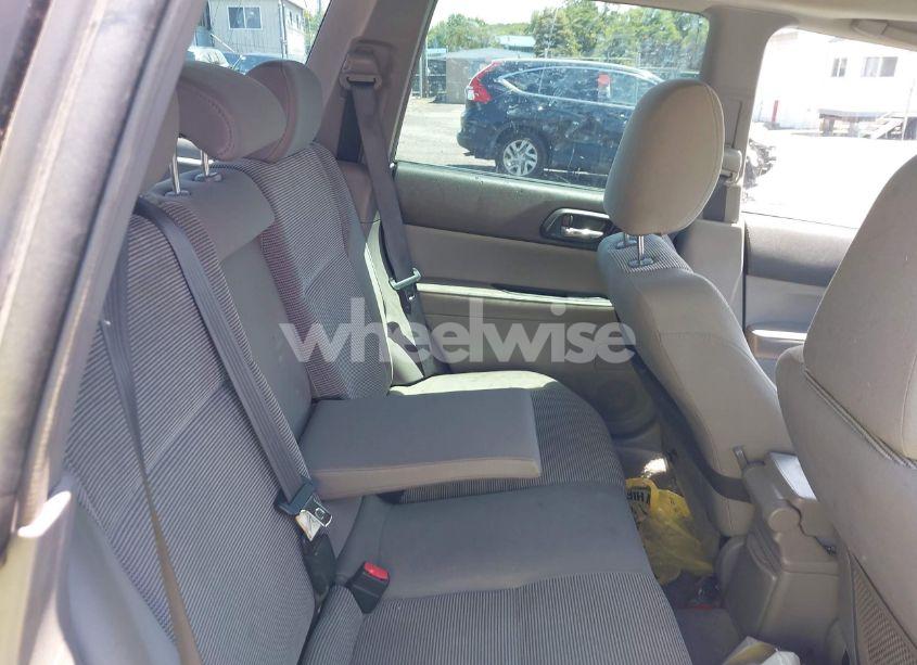 Photo 8 of 2007 Subaru Forester 2.5X (VIN JF1SG65617H725645)