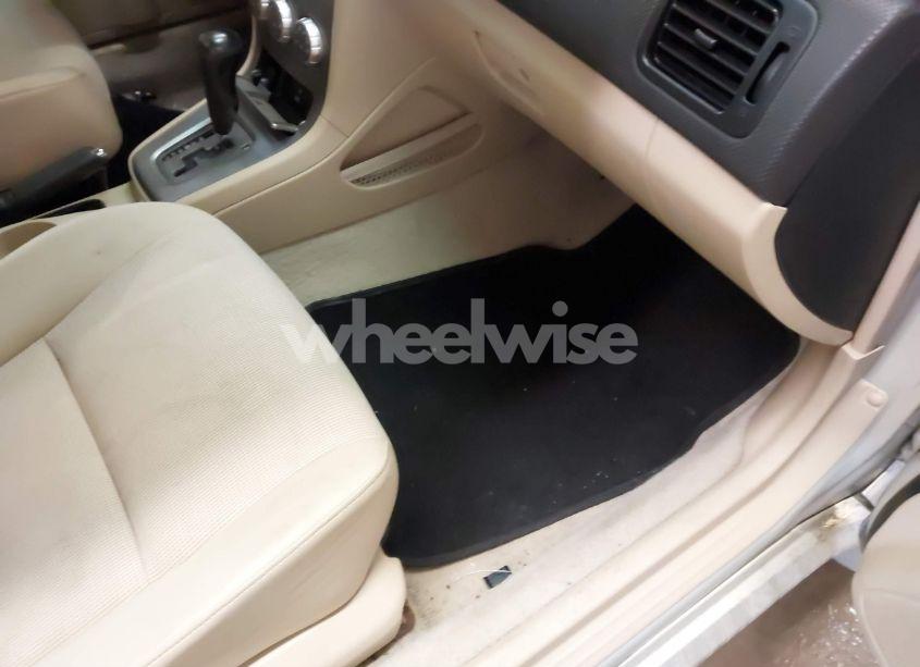 Photo 8 of 2007 Subaru Forester 2.5X (VIN JF1SG65617H728898)