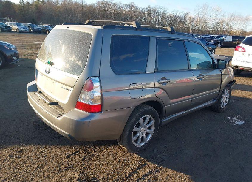 Photo 4 of 2006 Subaru Forester 2.5X (VIN JF1SG65636H711812)