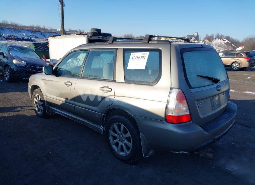 Photo 3 of 2006 Subaru Forester 2.5X (VIN JF1SG65636H747127)