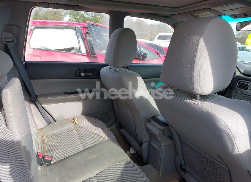 Photo 8 of 2007 Subaru Forester 2.5X (VIN JF1SG65637H727509)