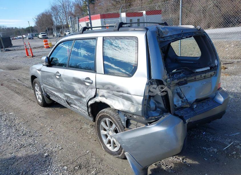 Photo 3 of 2007 Subaru Forester 2.5X (VIN JF1SG65647H701713)