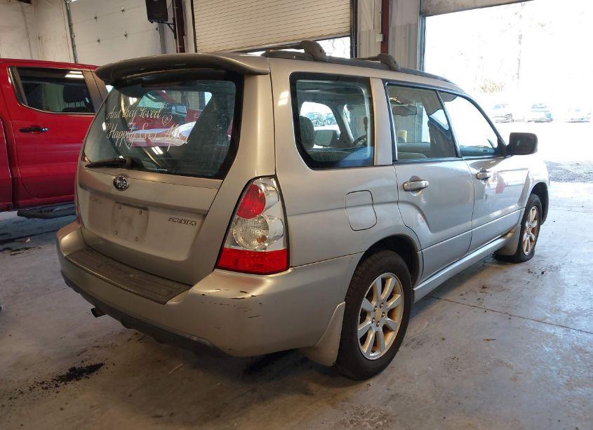 Photo 4 of 2006 Subaru Forester 2.5X (VIN JF1SG65656H743287)