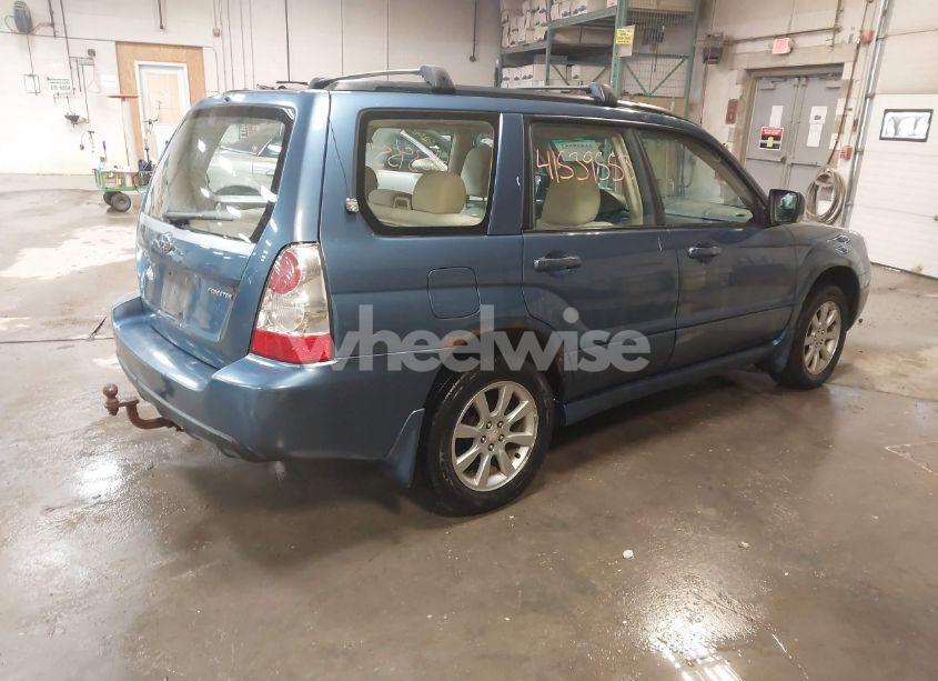 Photo 4 of 2007 Subaru Forester 2.5X (VIN JF1SG65687G716673)