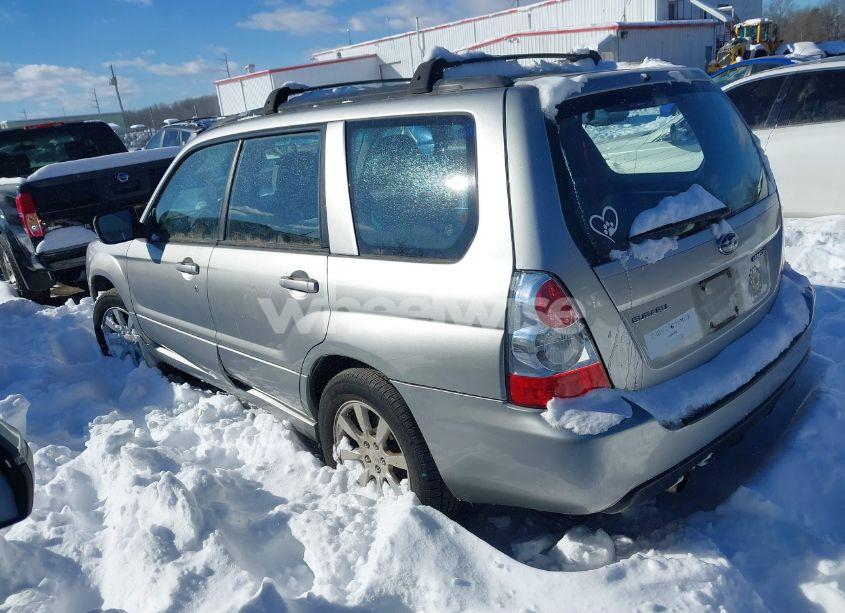 Photo 3 of 2007 Subaru Forester 2.5X (VIN JF1SG65687H732558)