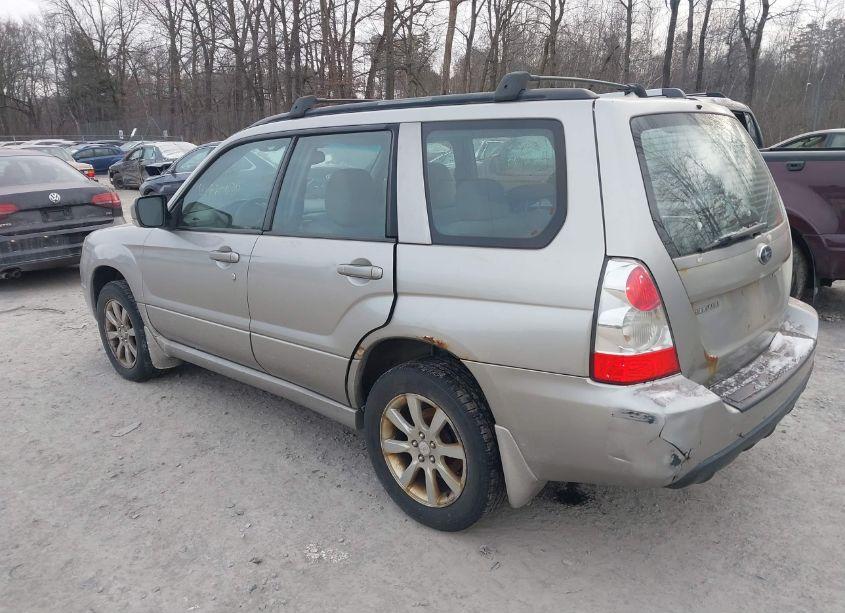 Photo 3 of 2006 Subaru Forester 2.5X (VIN JF1SG65696H733331)